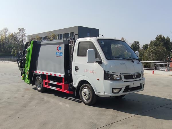 程力威牌CLW5041ZYS6型壓縮式垃圾車(chē)